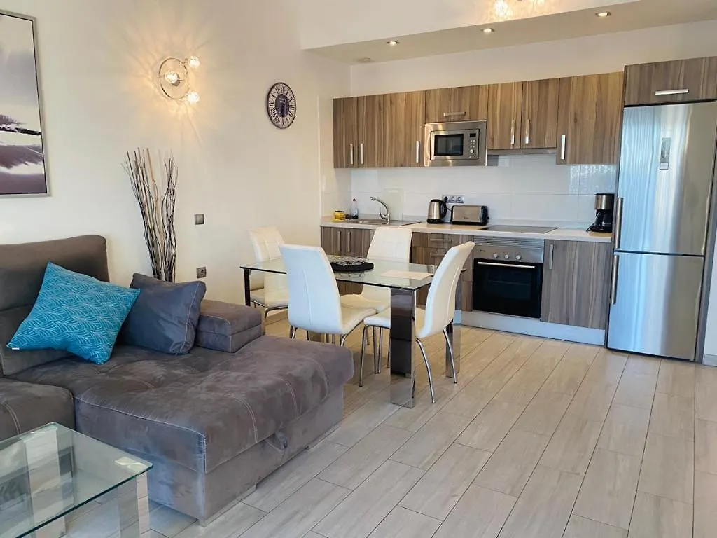 Luxury Two Bed Seaviews Apartment Puerto del Carmen